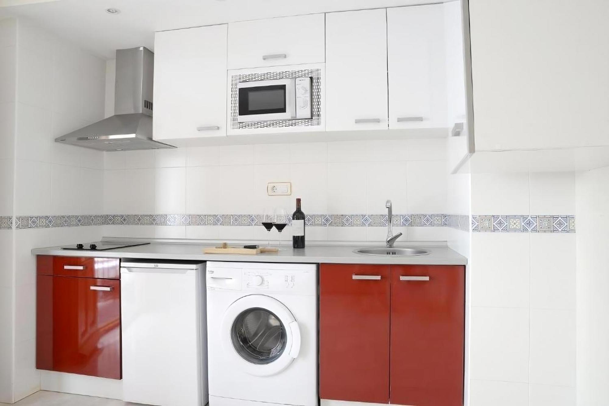 Apartamentos Comfort City Гранада Экстерьер фото